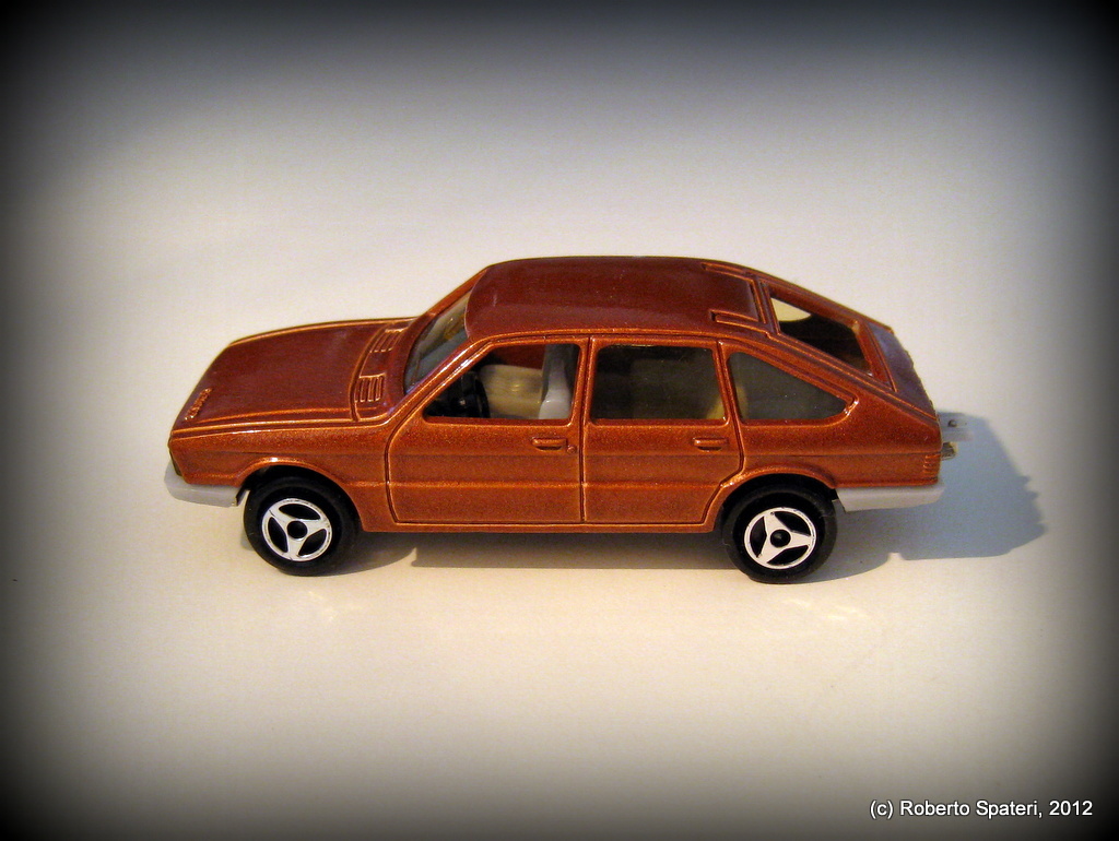 Majorette Simca 1308 (n.240)